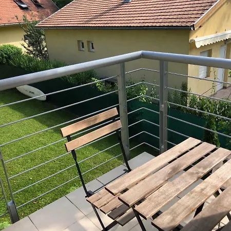 Bezs Apartman 扎马迪